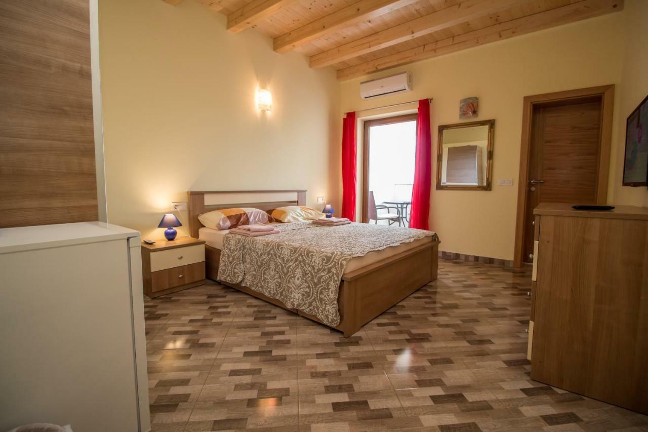 Nice place Rovinj Exterior foto