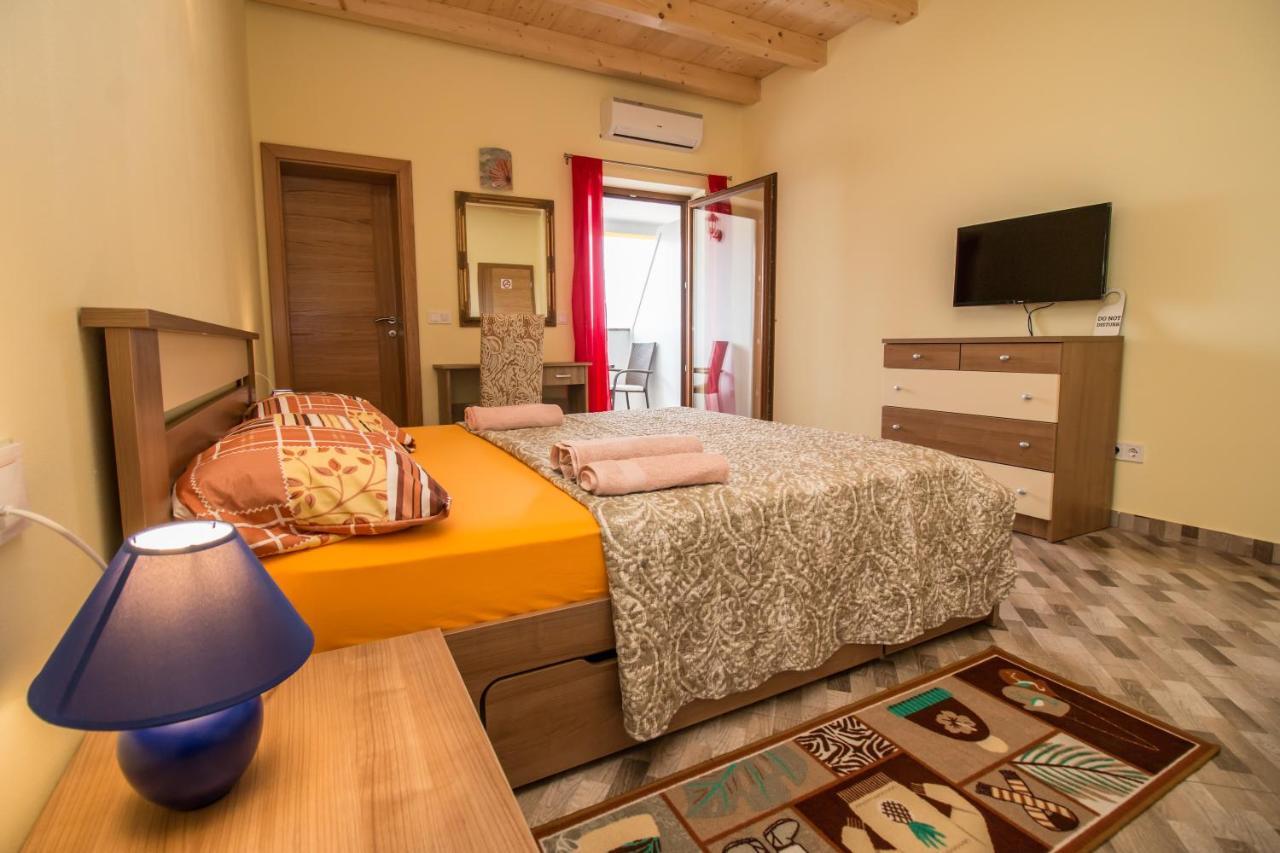 Nice place Rovinj Exterior foto